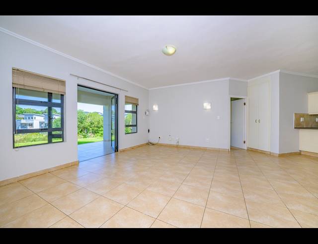 3 BEDROOM APARTMENT FOR SALE IN PALM LAKES ESTATE